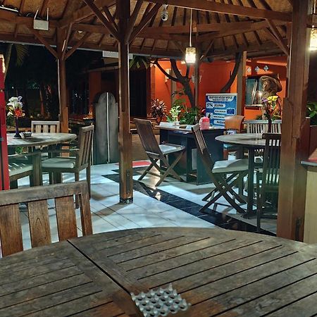 Keyani Bungalows Lovina Екстер'єр фото