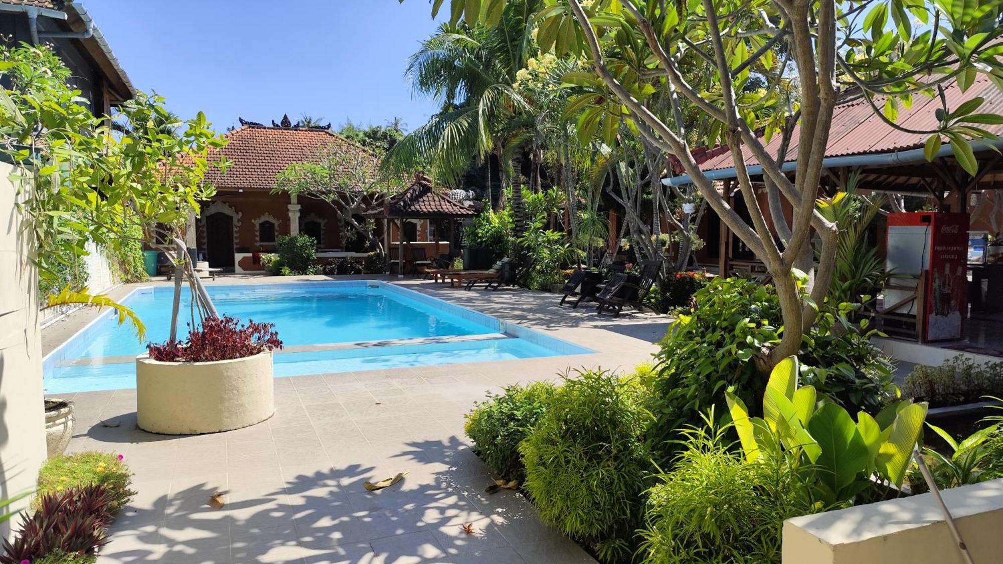 Keyani Bungalows Lovina Екстер'єр фото