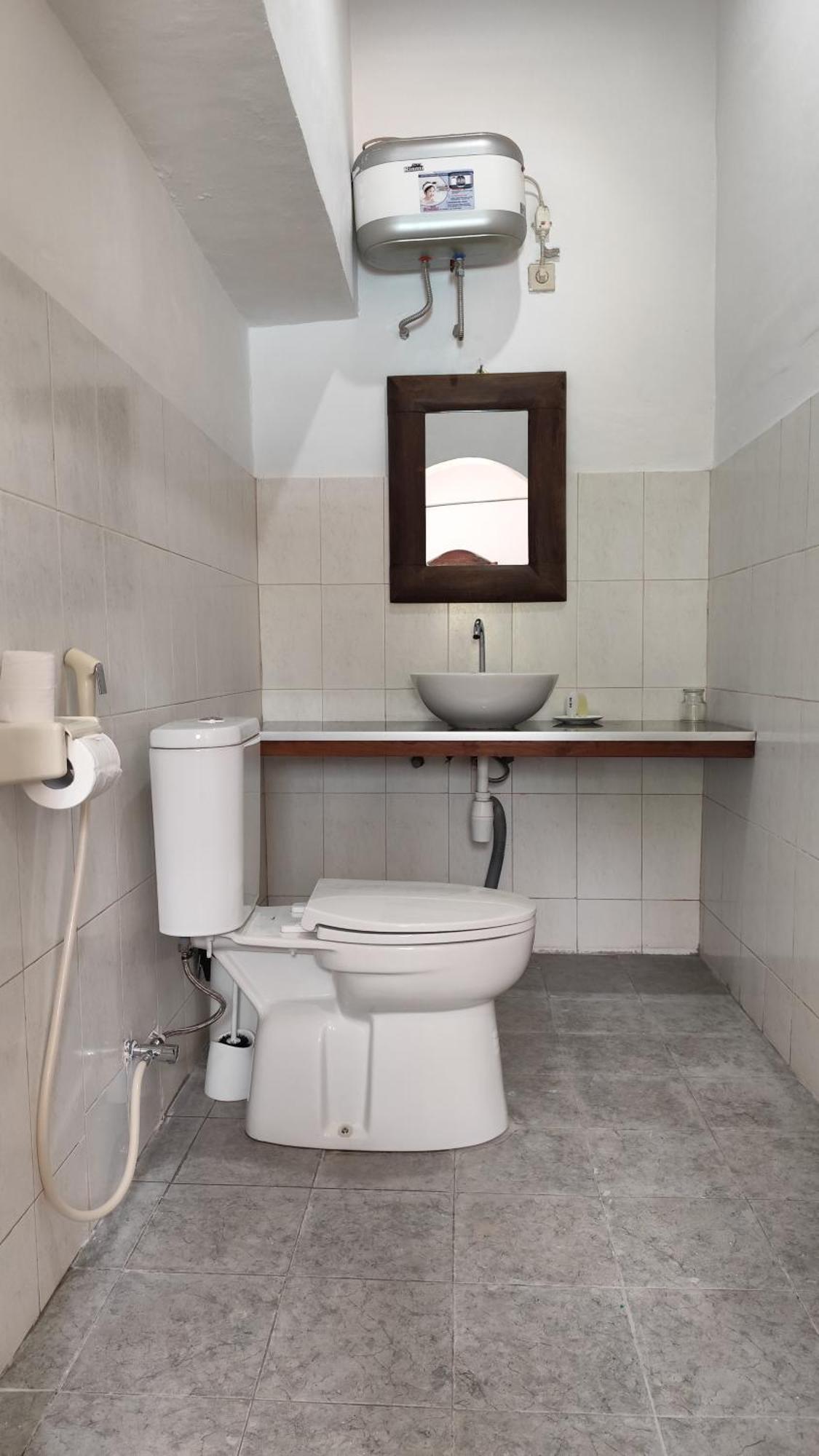 Keyani Bungalows Lovina Екстер'єр фото