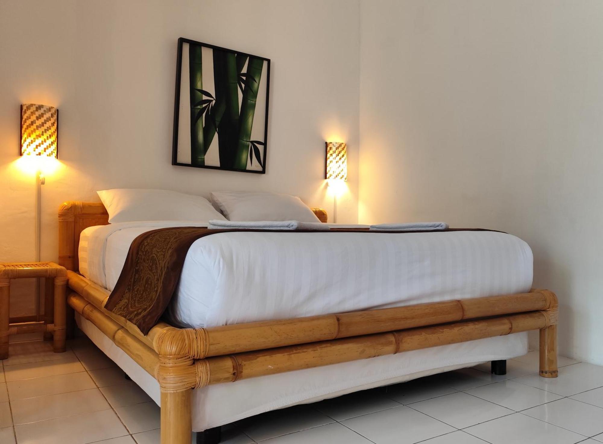 Keyani Bungalows Lovina Екстер'єр фото