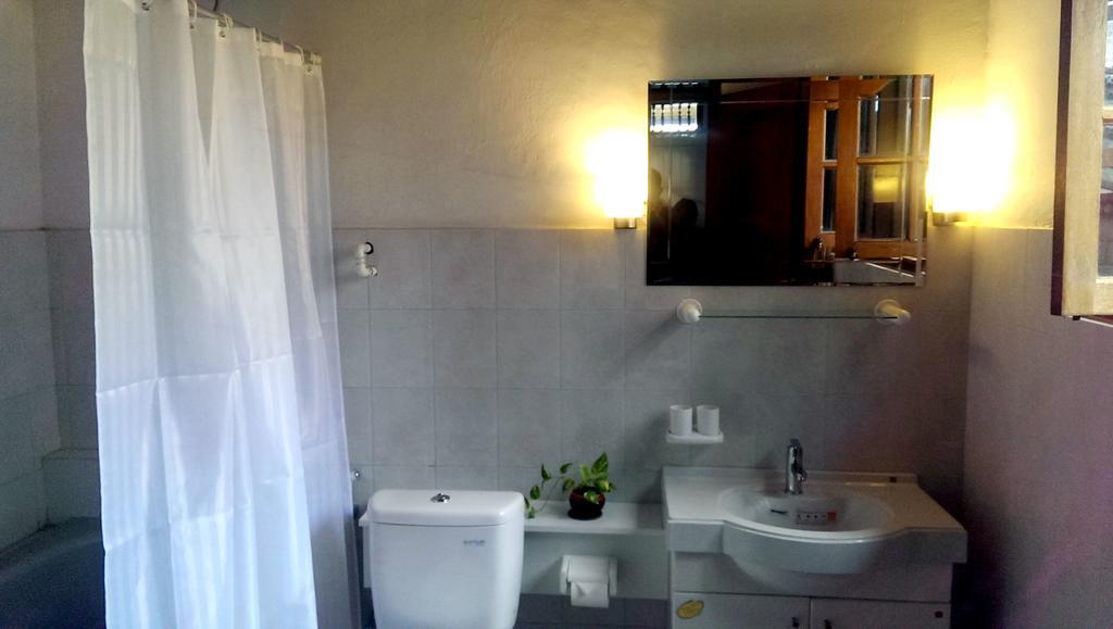 Keyani Bungalows Lovina Екстер'єр фото